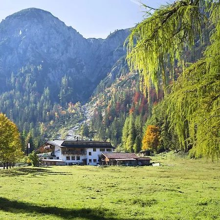 Gasthuis Alpengasthof Gern Alm Pertisau