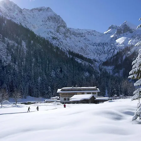 Alpengasthof Gern Alm Gasthuis