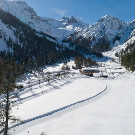 Alpengasthof Gern Alm 3*