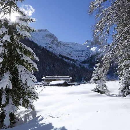 게스트하우스 Alpengasthof Gern Alm