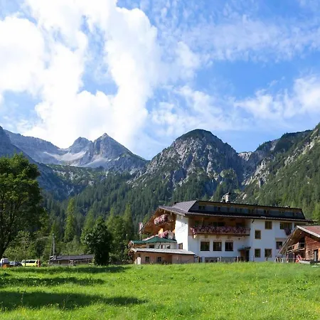 Alpengasthof Gern Alm 페르티사우