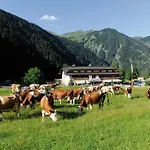 Alpengasthof Gern Alm Casa de hóspedes 3*